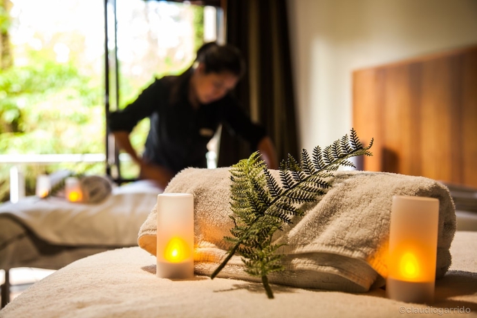 Imagen de los interiores del Hotel Te Waonui Forest Retreat. Foto 16