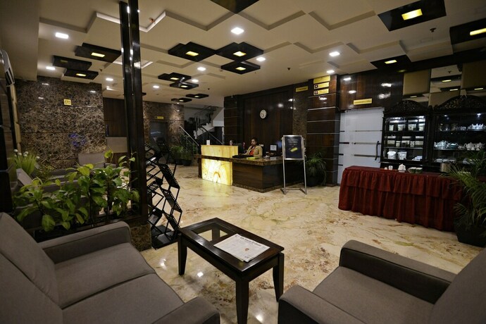 Imagen de los interiores del Hotel Tea County, Dibrugarh. Foto 39