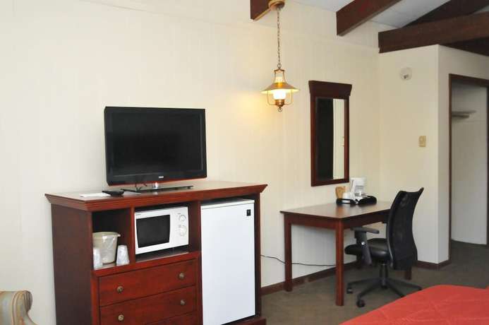 Imagen de la habitación del Hotel Tea Island Resort. Foto 6