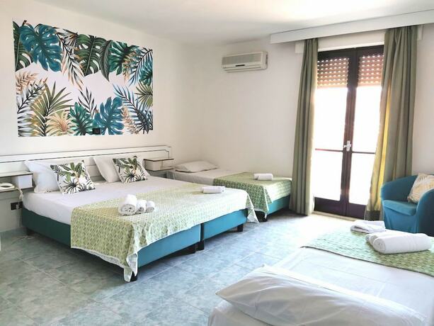 Imagen de la habitación del Hotel Tea Praia. Foto 13
