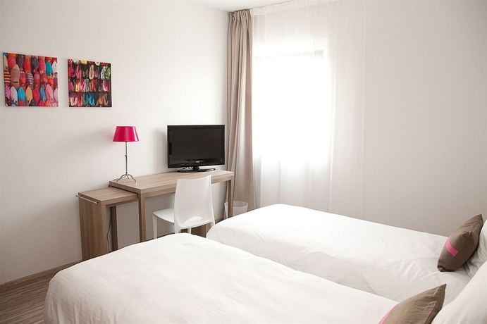 Imagen de la habitación del Hotel Ténéo Apparthotel Mérignac. Foto 6