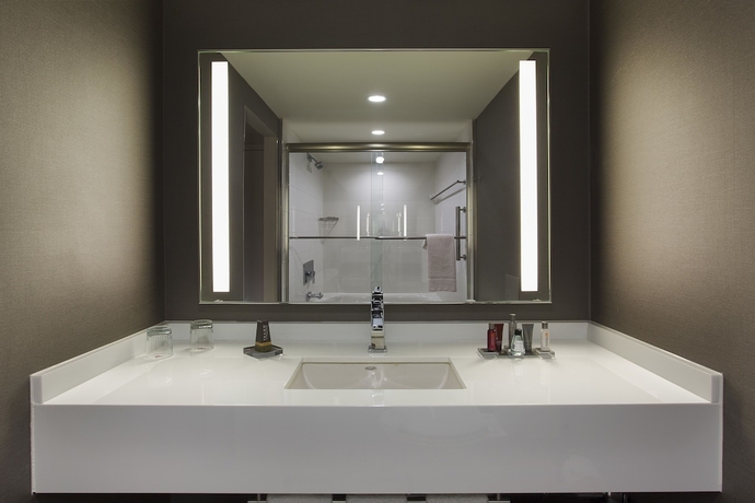 Imagen de la habitación del Hotel Teaneck Marriott at Glenpointe. Foto 8