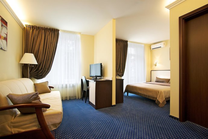 Imagen de la habitación del Hotel Teatralny. Foto 2