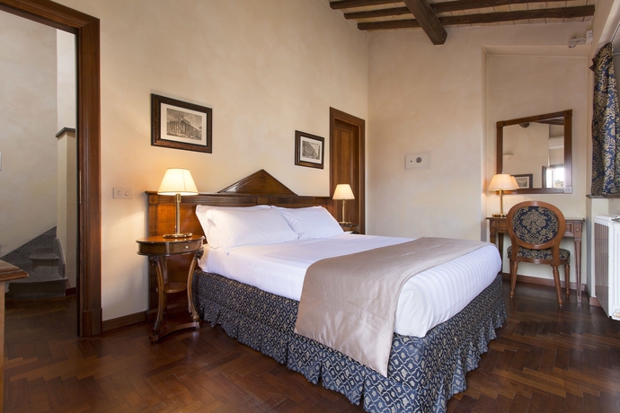 Imagen de la habitación del Hotel Teatro Pace. Foto 4