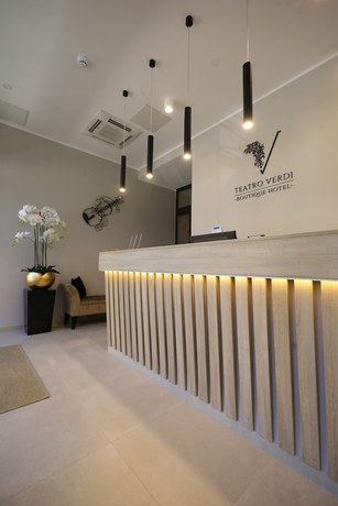 Imagen de los interiores del Hotel Teatro Verdi Hotel. Foto 18