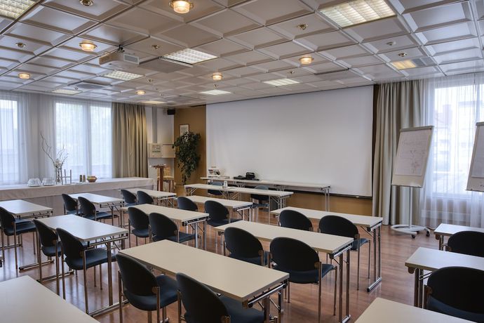 Imagen de los interiores del Hotel Teatterihotelli Riihim&auml;ki. Foto 14