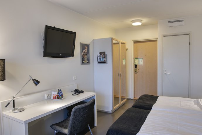 Imagen de la habitación del Hotel Teatterihotelli Riihim&auml;ki. Foto 9