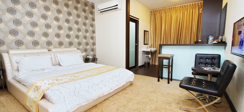 Imagen de la habitación del Hotel Tebrau Ct. Foto 7