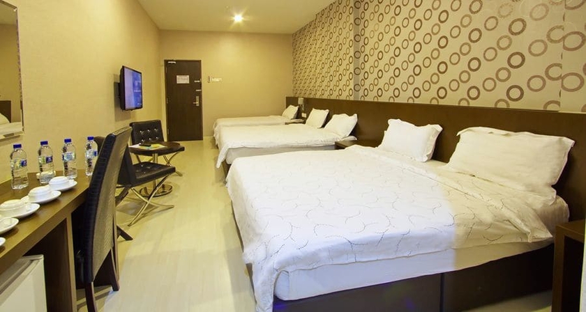 Imagen de la habitación del Hotel Tebrau Ct. Foto 9