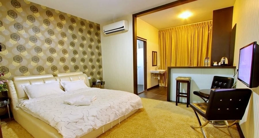 Imagen de la habitación del Hotel Tebrau Ct. Foto 13