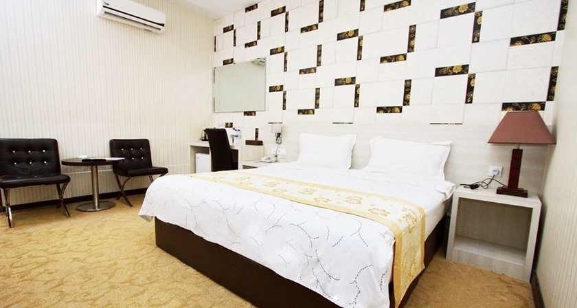 Imagen general del Hotel Tebrau Ct. Foto 1
