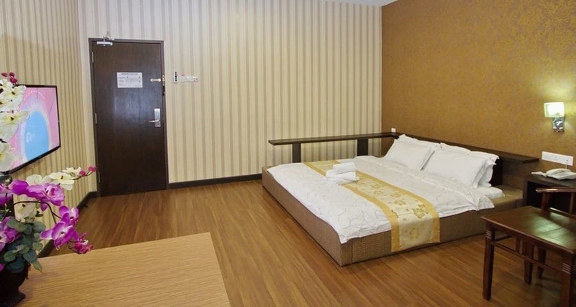 Imagen de la habitación del Hotel Tebrau Ct. Foto 14