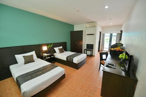 Imagen de la habitación del Hotel Techno Park. Foto 7