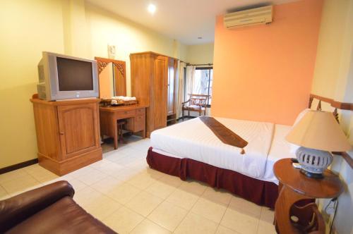 Imagen general del Hotel Techno Riverview Resort. Foto 3