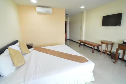 Imagen general del Hotel Techno Riverview Resort. Foto 5