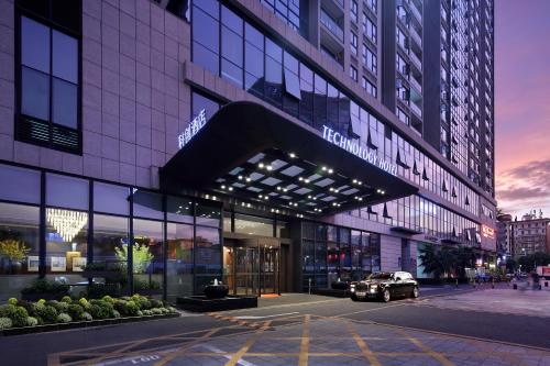 Imagen de los exteriores del Hotel Technology. Foto 13