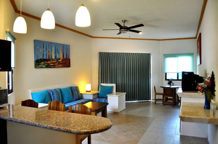 Imagen de la habitación del Hotel Tecnohotel Beach. Foto 5