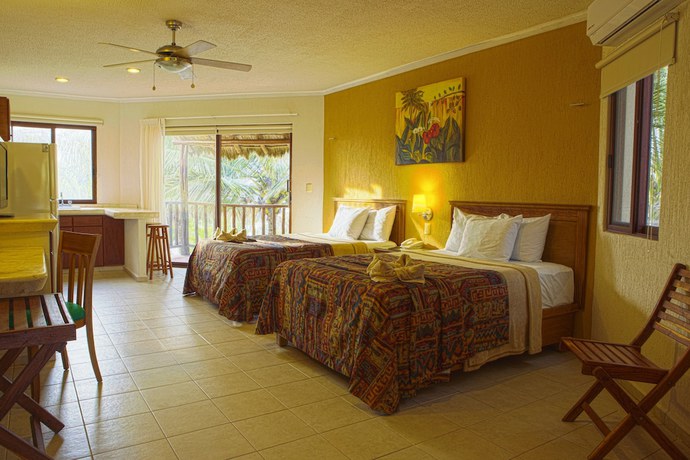 Imagen de la habitación del Hotel Tecnohotel Beach. Foto 7