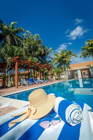 Imagen de los exteriores del Hotel Tecnohotel Itzaes. Foto 15