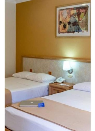 Imagen de la habitación del Hotel Tecnohotel Itzaes, M&eacute;rida. Foto 11