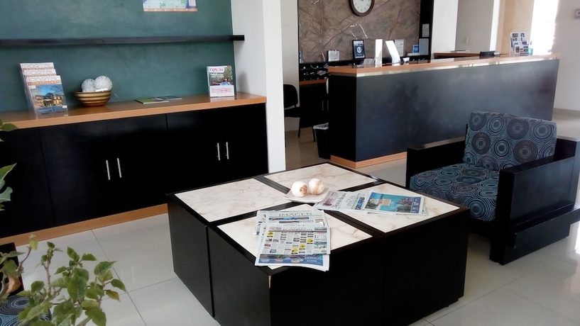 Imagen de los interiores del Hotel Tecnohotel M&eacute;rida Norte. Foto 18