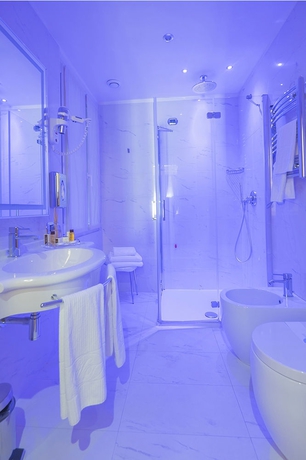 Imagen de la habitación del Hotel Teco. Foto 6