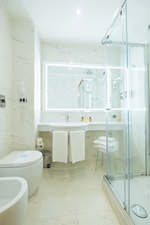 Imagen de la habitación del Hotel Teco. Foto 11