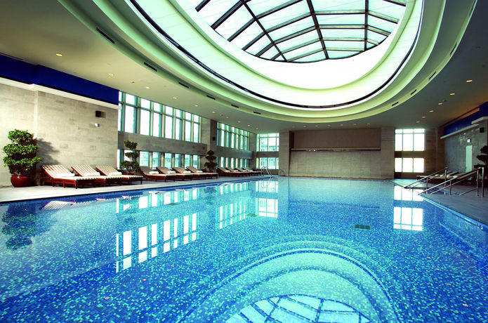 Imagen de la piscina del Hotel Teda, Tianjin-marriott Executive Apartments. Foto 15