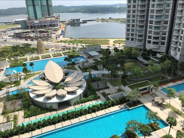 Imagen de la piscina del Hotel Teega Suites At Puteri Harbour. Foto 17