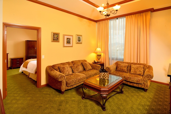 Imagen de los interiores del Hotel Tegucigalpa Marriott. Foto 9