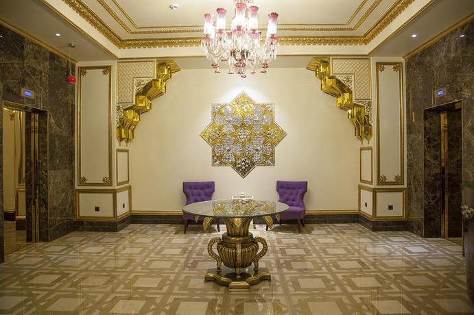 Imagen de los interiores del Hotel Tehran Grand. Foto 9