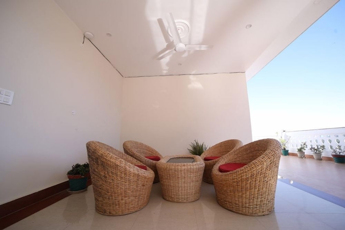 Imagen de los exteriores del Hotel Tehri Club and Resorts. Foto 14