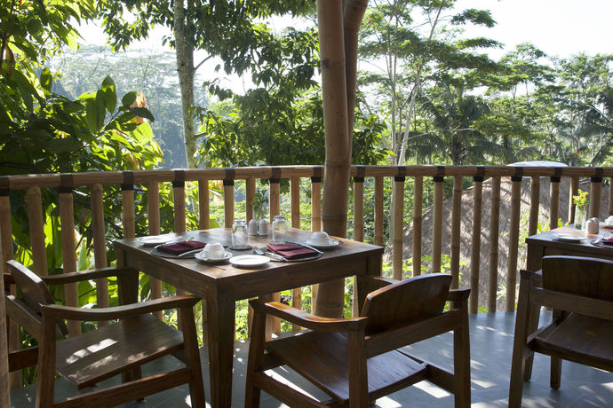 Imagen de los exteriores del Hotel Tejaprana Resort And Spa. Foto 10