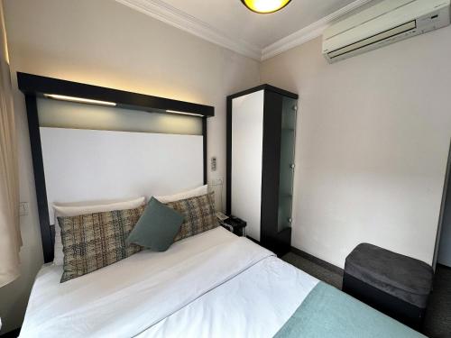 Imagen general del Hotel Tel Street Suites. Foto 3