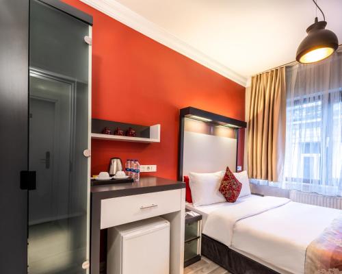 Imagen general del Hotel Tel Street Suites. Foto 11