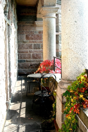 Imagen de los exteriores del Hotel Teleborgs Slott. Foto 11