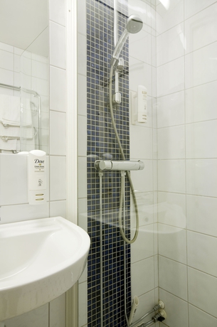 Imagen de la habitación del Hotel Telefonplan. Foto 6
