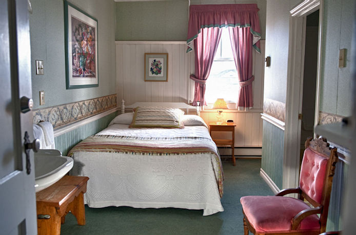 Imagen de los exteriores del Hotel Telegraph House. Foto 14