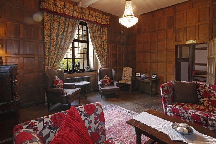 Imagen de los interiores del Hotel Telford Madeley Court. Foto 14