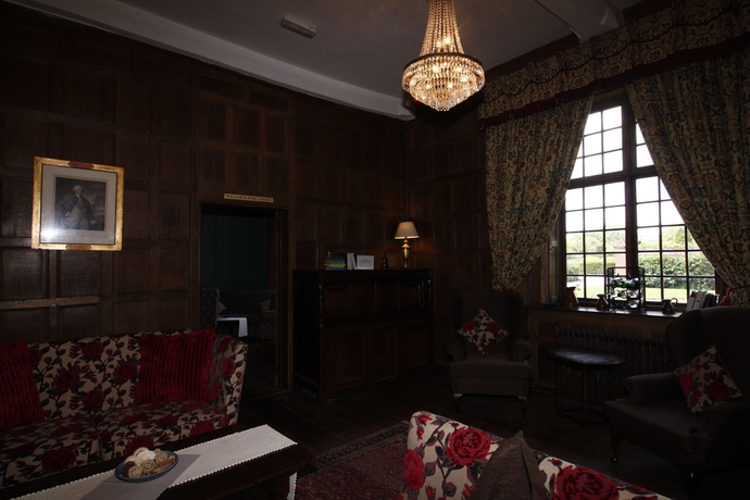 Imagen de los interiores del Hotel Telford Madeley Court. Foto 16