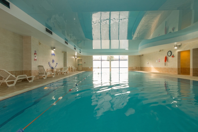 Imagen de la piscina del Hotel Telford Whitehouse. Foto 18