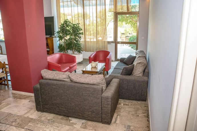 Imagen de los interiores del Hotel Telis. Foto 20