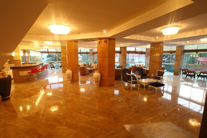 Imagen de los interiores del Hotel Telmessos Select. Foto 8