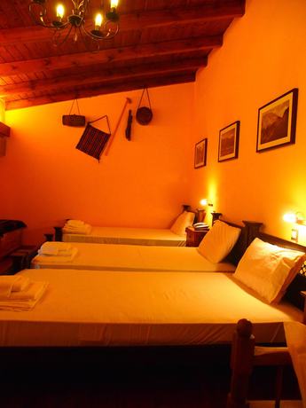 Imagen de la habitación del Hotel Teloneio. Foto 9
