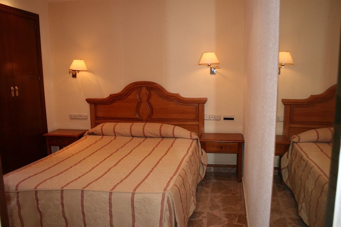 Imagen de la habitación del Hotel Tem&aacute;tico Costa del Sol. Foto 7