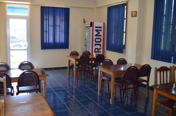 Imagen del bar/restaurante del Hotel Temkri. Foto 3