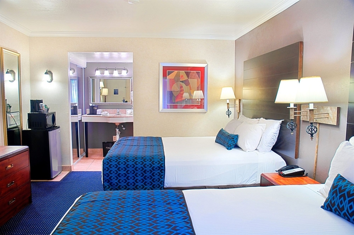 Imagen de la habitación del Hotel Tempe/Phoenix Airport InnSuites. Foto 2