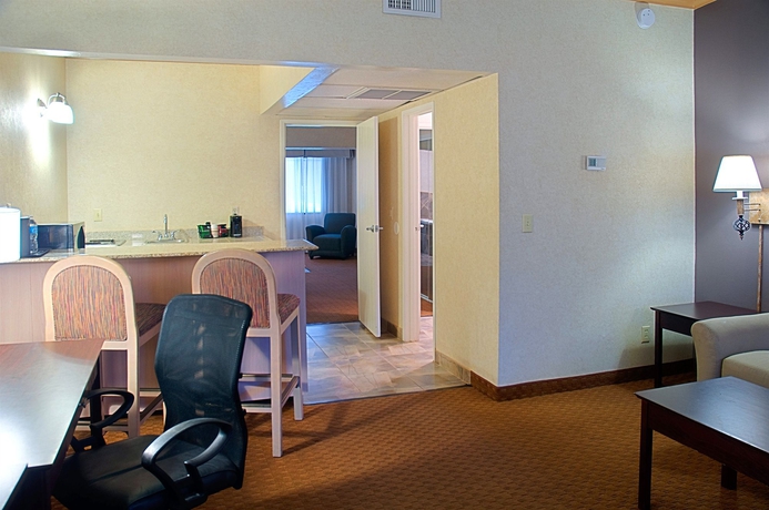 Imagen de los interiores del Hotel Tempe/Phoenix Airport InnSuites. Foto 15