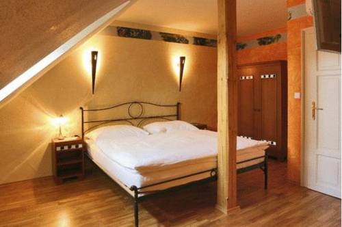 Imagen de la habitación del Hotel Templ. Foto 13