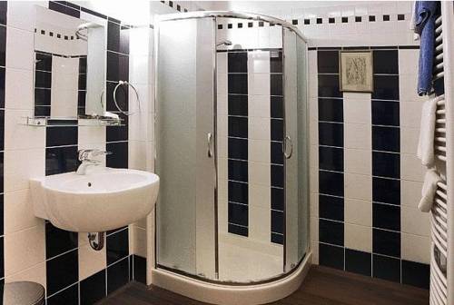 Imagen de la habitación del Hotel Templ. Foto 14